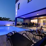 Vila New Sea House Katarina